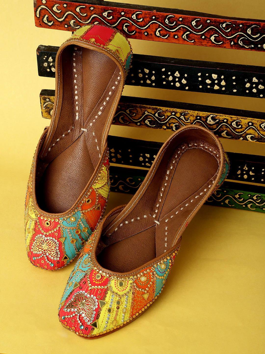 Gulmohar Handpainted & Hand-Embellished Jutti for Women – Ethnic Indian Footwear