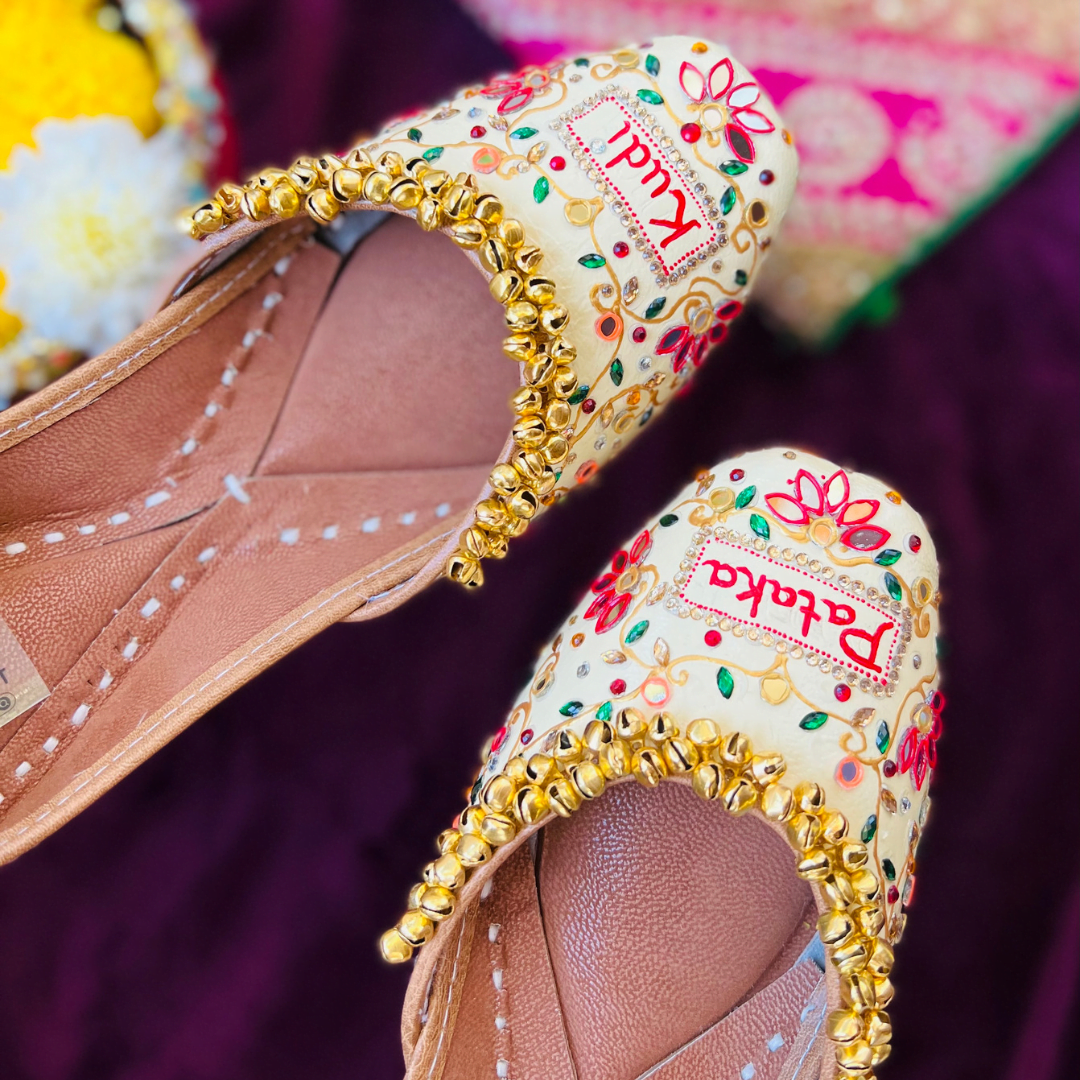 Kudi Pataka Jutti with ghungroo (Beige color) | Art work