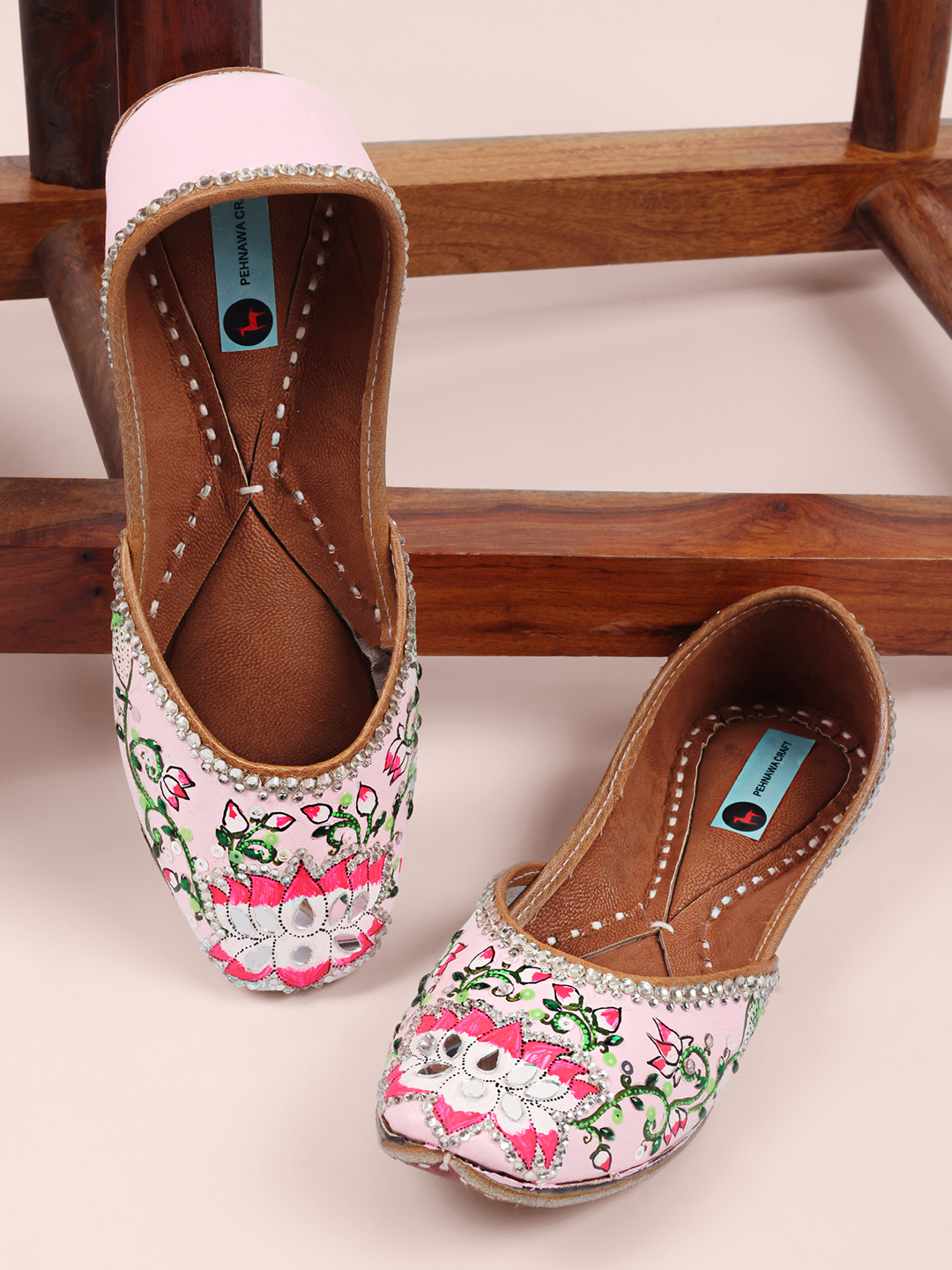 Lila lotus Pink Jutti | Brida ethnic Mule| Pichwai Art mojari