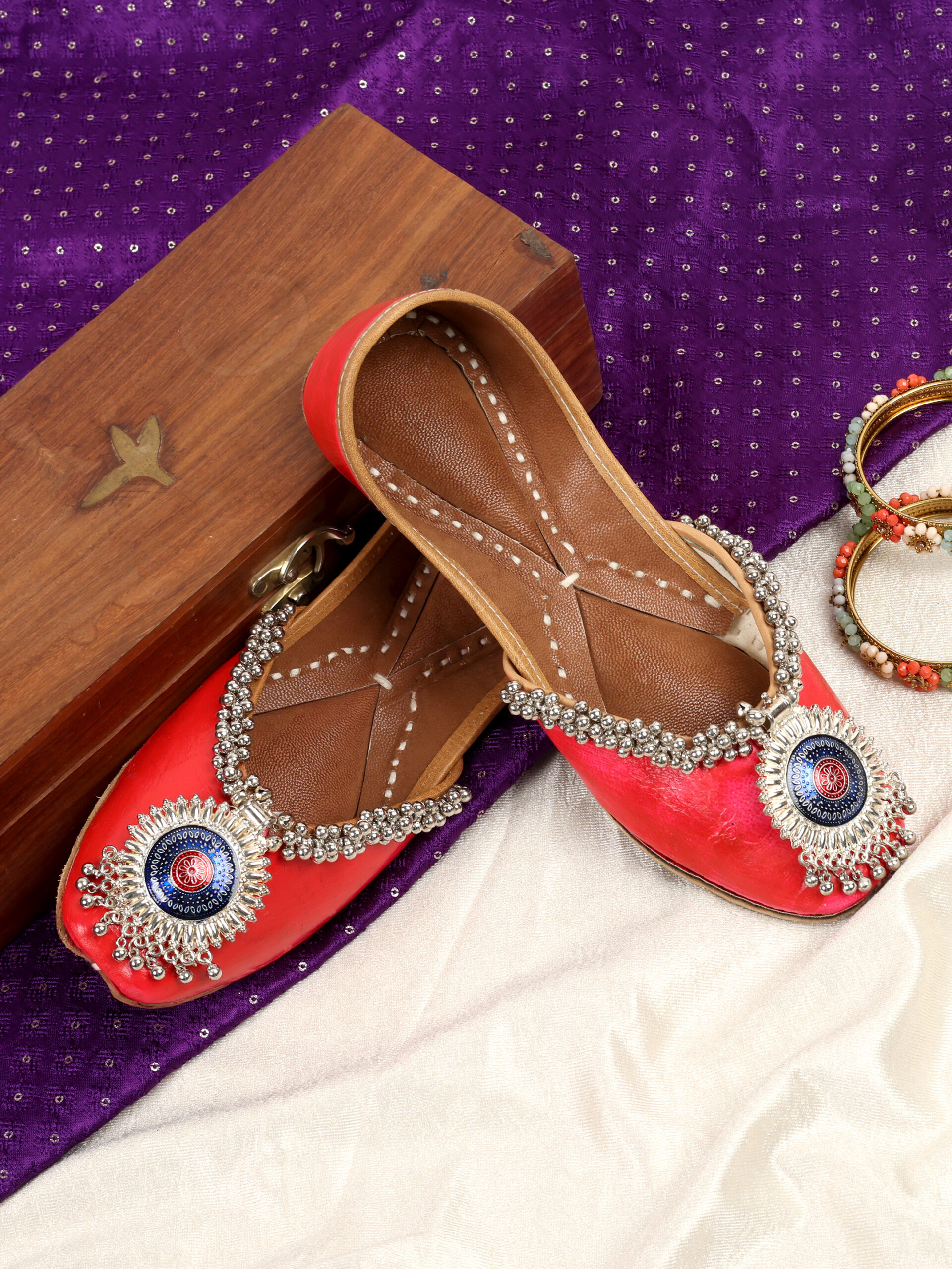 PehnawaCraft Meenakari Red jutti | Red mojari